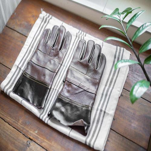 How to Dry Leather Gloves Properly